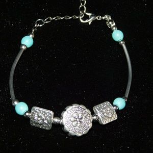 Tibet Silver turquoise beaded bracelet j